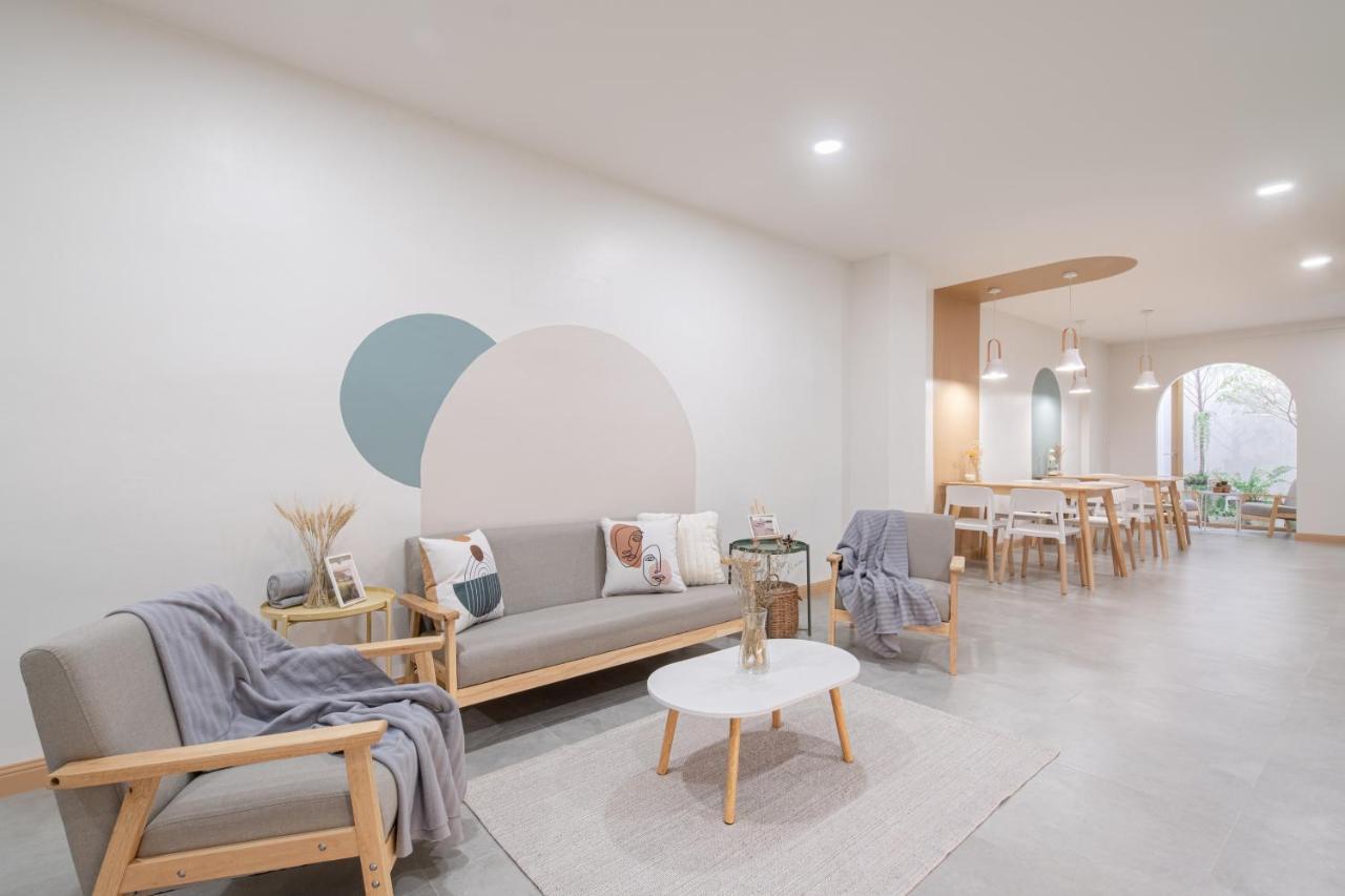 Albergue Coroom Bkk *
